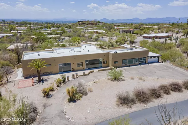 6060 N Camino Almonte, Tucson, AZ 85718