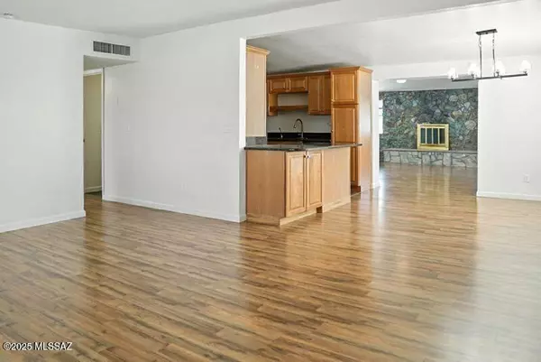 Tucson, AZ 85714,4733 S Camino Paso Doble