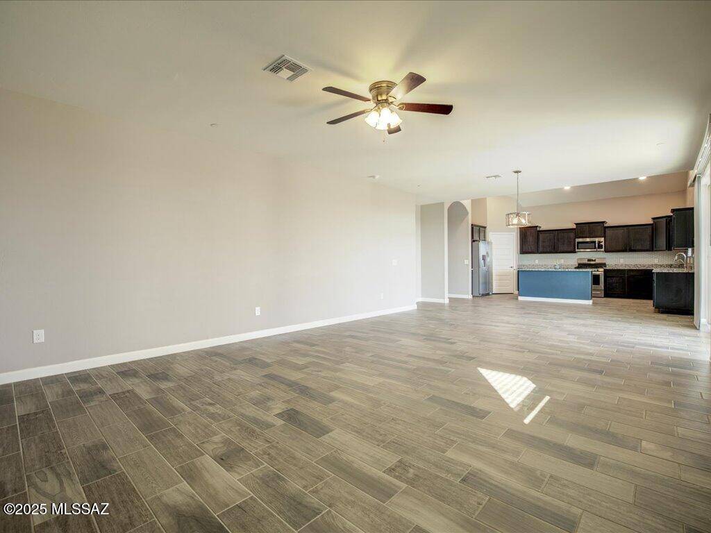 Corona De Tucson, AZ 85641,702 S Adanirom Judson Avenue