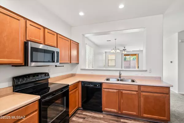 Tucson, AZ 85730,3303 S Lakeside Ridge Loop