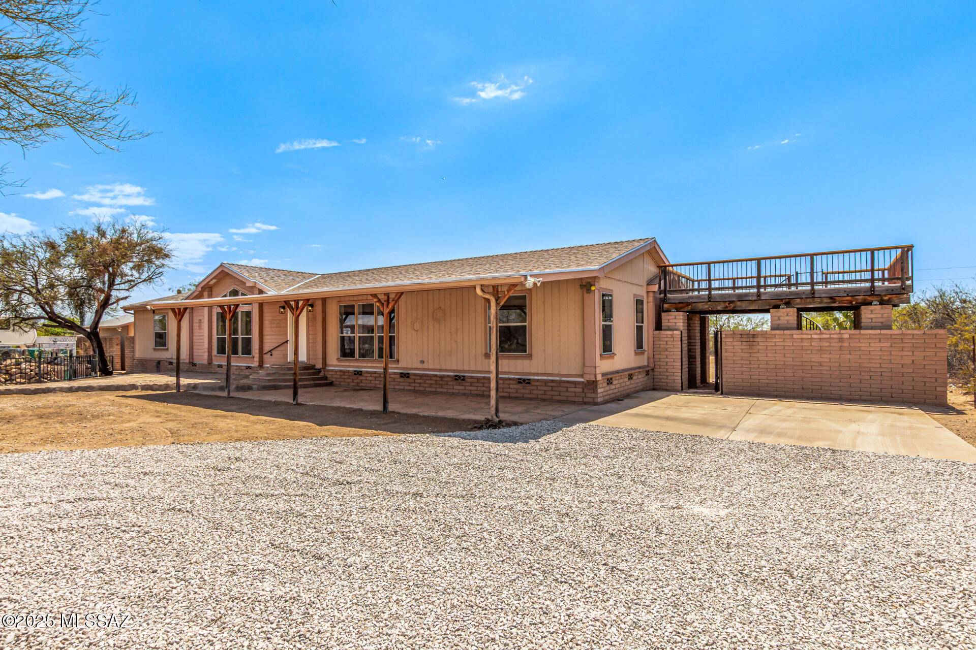 7631 W Illinois Street, Tucson, AZ 85735