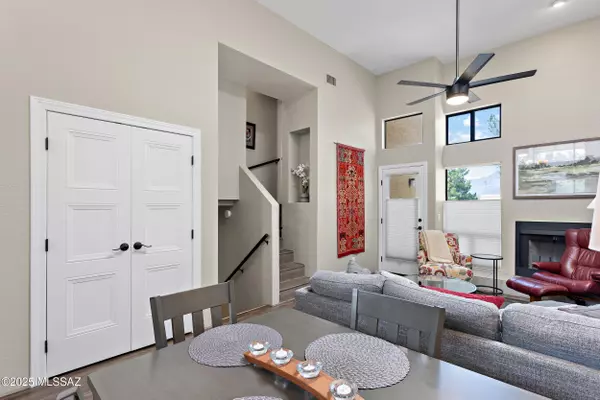 Tucson, AZ 85715,7620 E Callisto Circle  #212