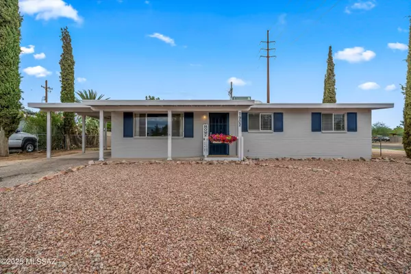 Tucson, AZ 85730,7902 E Winnepeg Drive
