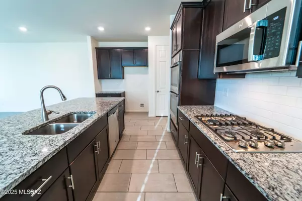 Tucson, AZ 85742,3496 W Granite Vista Drive