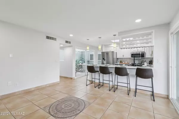 Tucson, AZ 85741,2811 W Maximilian Place