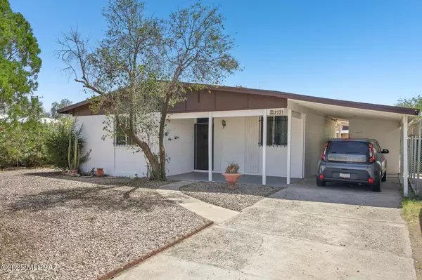 2131 S Magnolia Avenue, Tucson, AZ 85711