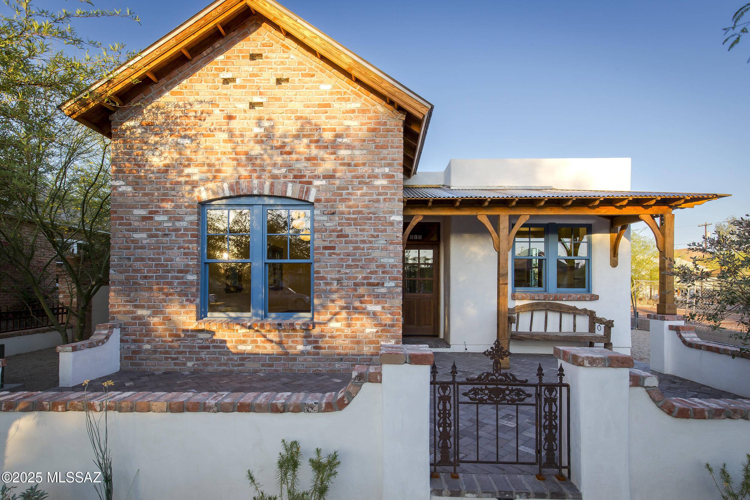 815 S 4th Avenue, Tucson, AZ 85701