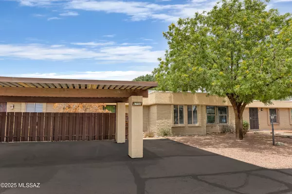 670 S Pantano Road #UNIT D, Tucson, AZ 85710