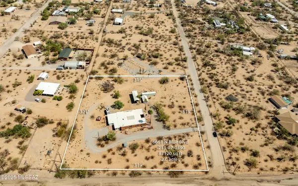 6661 N Blue Boulevard, Tucson, AZ 85743