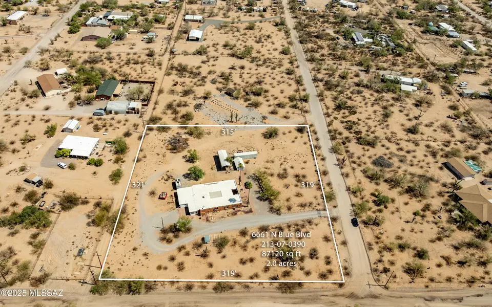 6661 N Blue Boulevard, Tucson, AZ 85743
