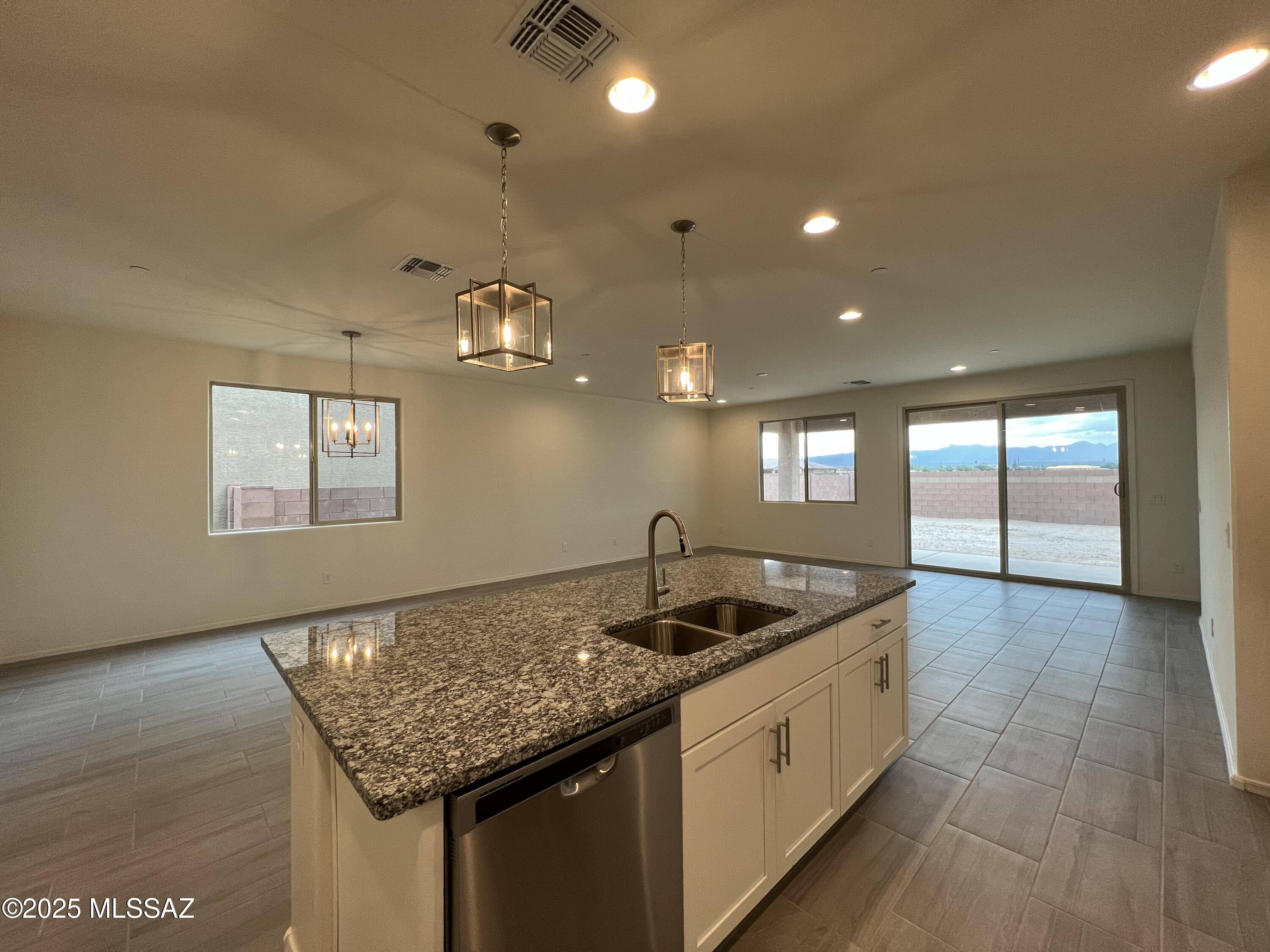 13046 N Murray Drive, Marana, AZ 85653