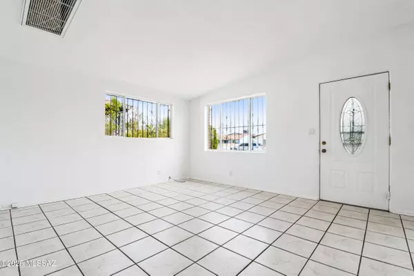 Tucson, AZ 85719,1229 E 13th Street