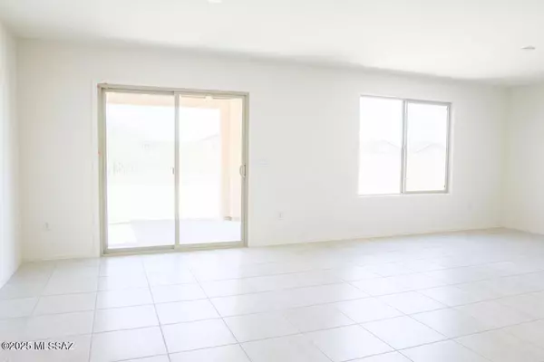 Sahuarita, AZ 85629,866 W Calle Alta Curva