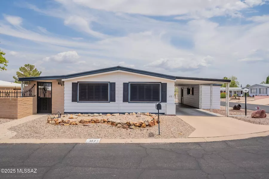 157 W Rosa Drive, Green Valley, AZ 85614