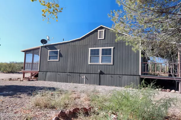 Cochise, AZ 85606,704 W Calle Connecticut