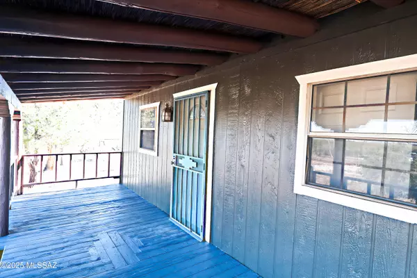 Cochise, AZ 85606,704 W Calle Connecticut