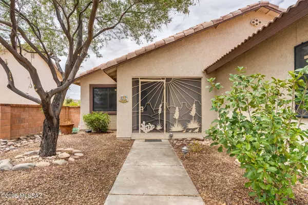 Green Valley, AZ 85614,1012 W Union Bell Drive