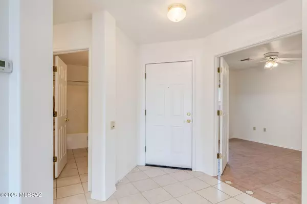 Green Valley, AZ 85614,1012 W Union Bell Drive