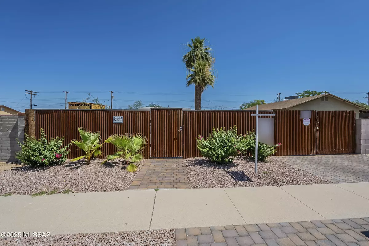 Tucson, AZ 85713,331 E 35th Street