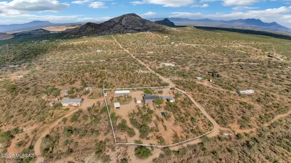 Sahuarita, AZ 85629,14894 S Avenida Red Roan Road