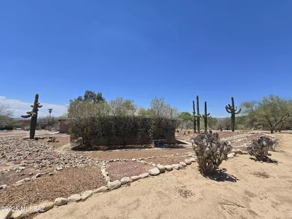 Tucson, AZ 85704,441 E Windy Peak Circle