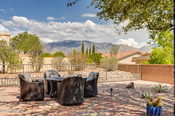 Oro Valley, AZ 85755,1534 E Bright Angel Drive