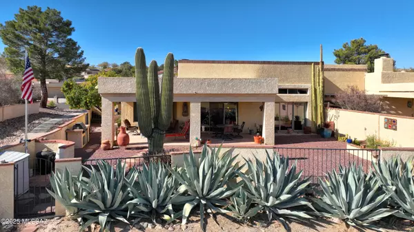 8674 N Arnold Palmer Drive, Tucson, AZ 85742