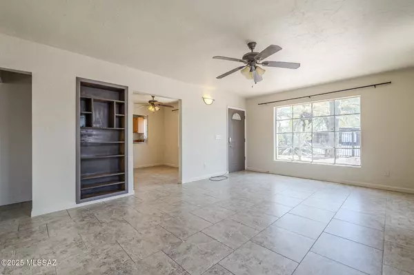 Tucson, AZ 85711,4225 E 1st Street