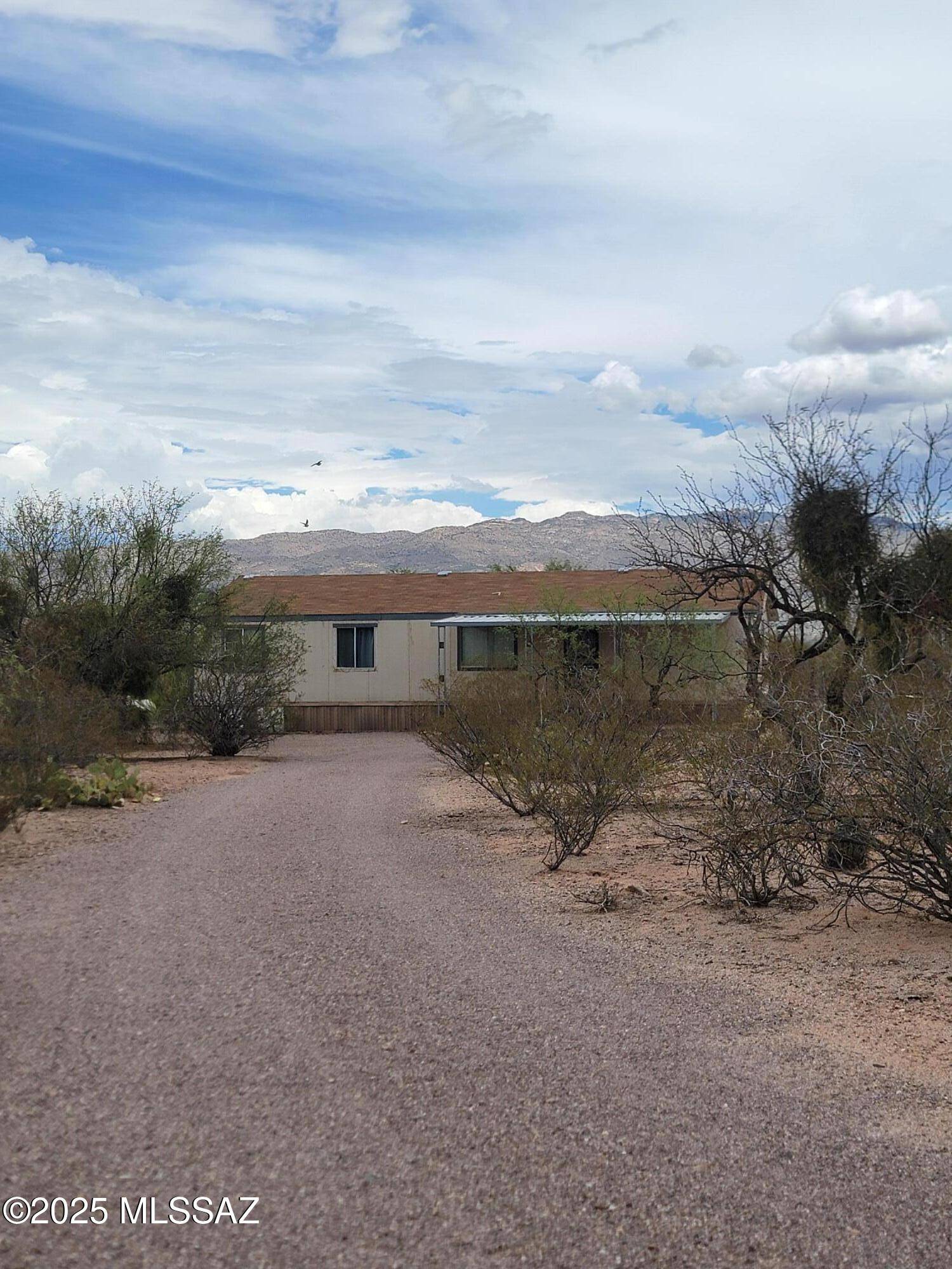 13625 E Crazy Horse Trail, Vail, AZ 85641
