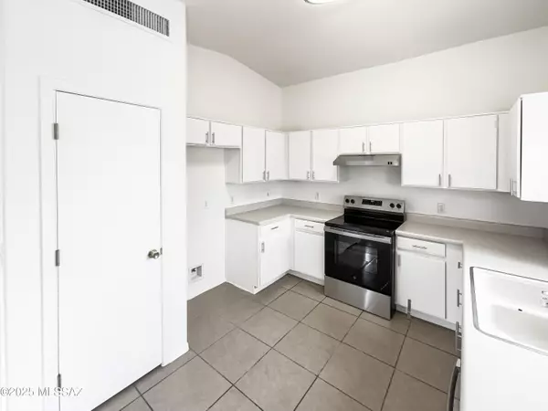 Tucson, AZ 85741,3530 W Ethan Crossing Lane