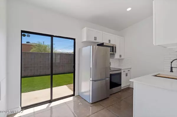 Tucson, AZ 85706,620 E Lester Street #2