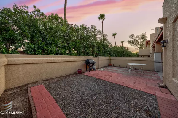 Tucson, AZ 85715,8424 E Corinthian Drive