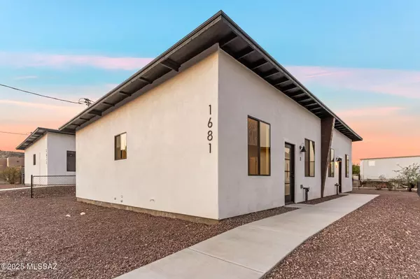 1681 S San Jose Drive, Tucson, AZ 85713