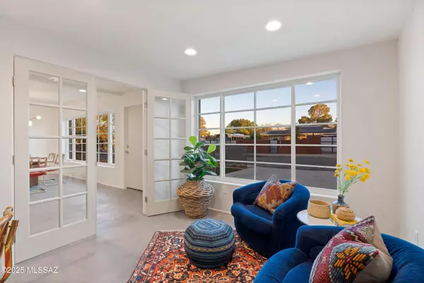 Tucson, AZ 85719,2215 E Juanita Street