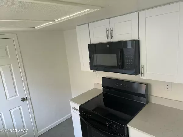 Tucson, AZ 85705,848 W Thurber Road