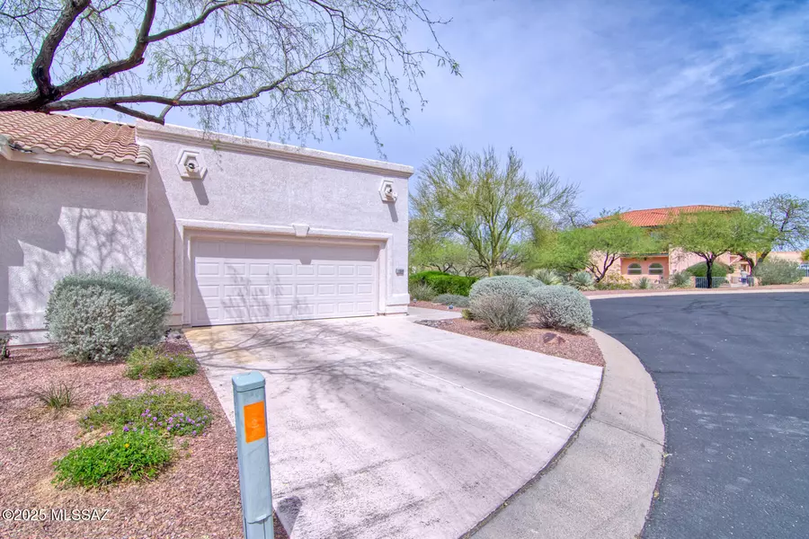 11089 N Lapis Court, Oro Valley, AZ 85737