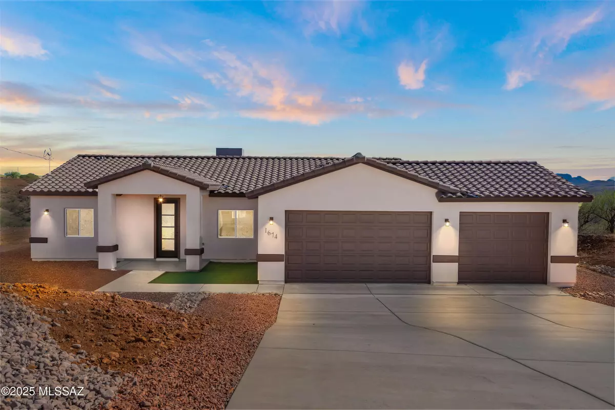 Rio Rico, AZ 85648,1674 Calle Cabo