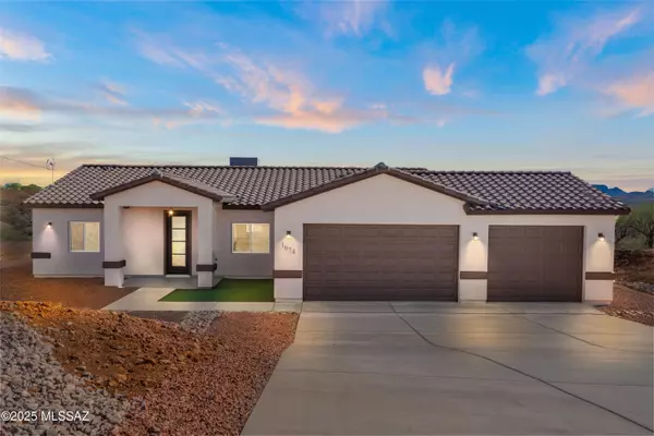 1674 Calle Cabo, Rio Rico, AZ 85648