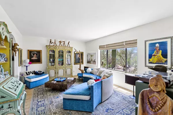 925 N Smoketree Circle, Tucson, AZ 85745