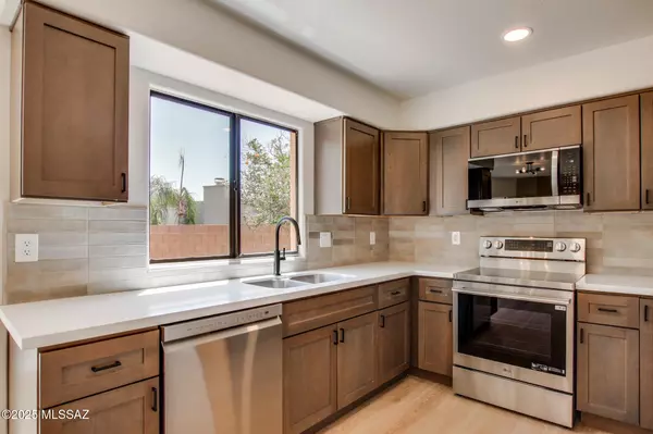 149 N Understory Lane, Tucson, AZ 85748