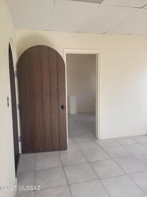 Tucson, AZ 85719,2231 E Speedway Boulevard