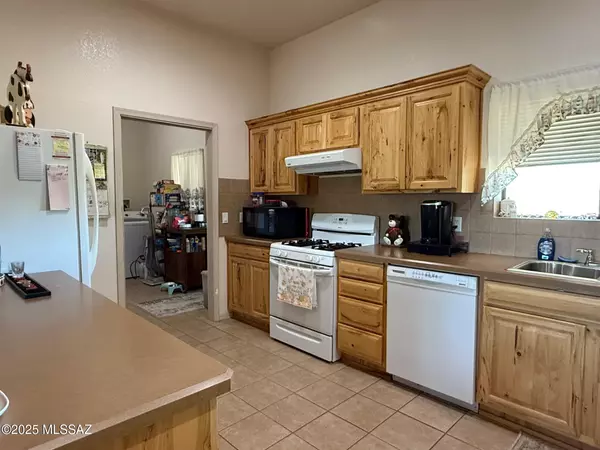 Benson, AZ 85602,2724 W Blueflax Lane