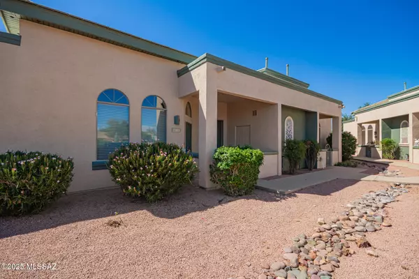 2381 W Via Di Silvio, Tucson, AZ 85741