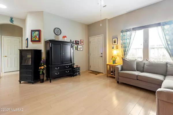 Sahuarita, AZ 85629,1121 W Calle Querida