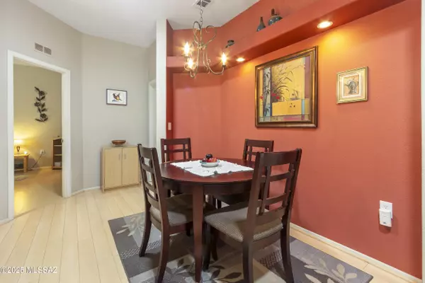 Sahuarita, AZ 85629,1121 W Calle Querida