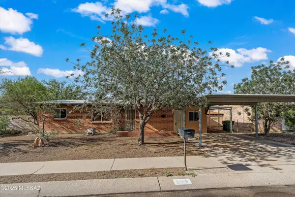 Tucson, AZ 85704,525 E Muriel Place