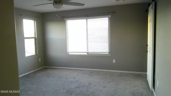 Tucson, AZ 85756,6693 E Via Arroyo Largo