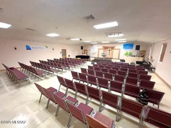 Tucson, AZ 85711,5002 E 4th Street