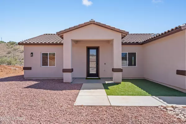 Rio Rico, AZ 85648,1667 Avenida Calamar