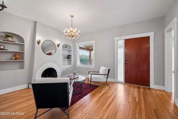 Tucson, AZ 85719,2324 E 1st Street